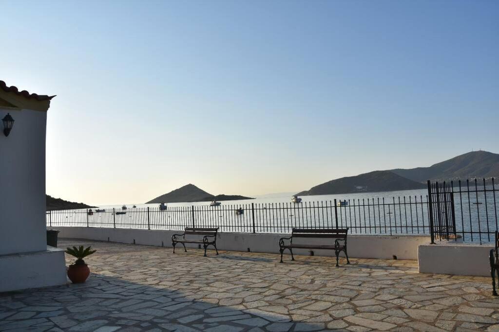 Modern Studio Next To The Sea! ปอร์โตราฟตี ภายนอก รูปภาพ