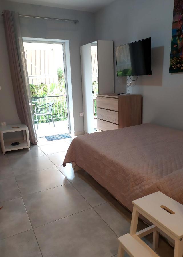 Modern Studio Next To The Sea! ปอร์โตราฟตี ภายนอก รูปภาพ
